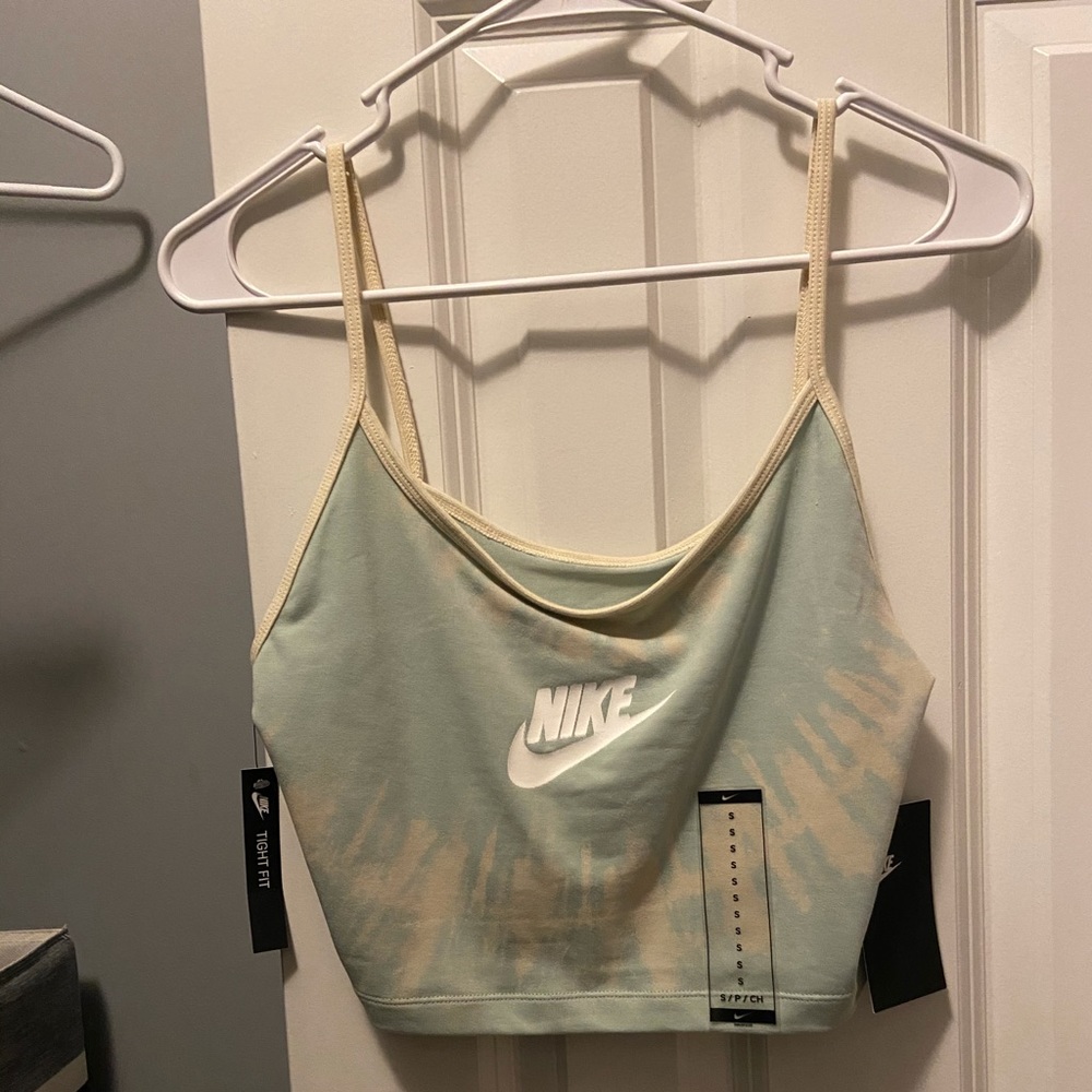Nike tank top